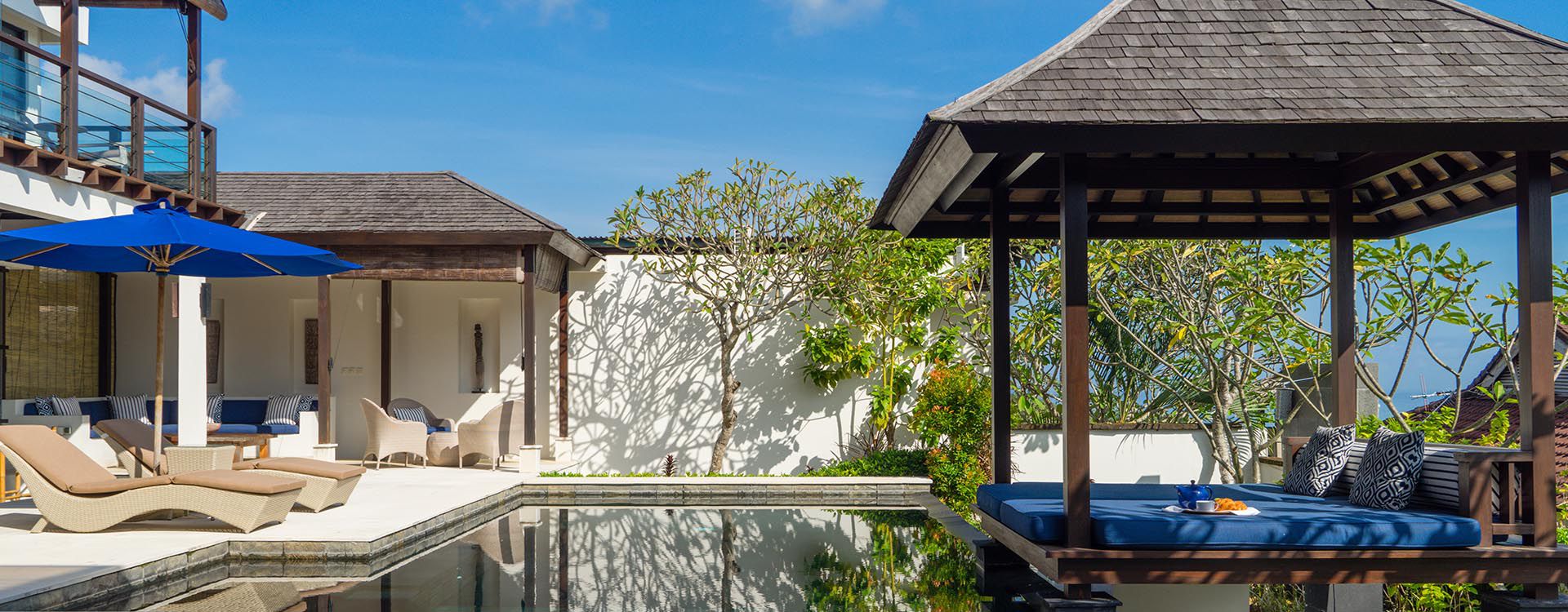 Villa Adenium - Swim under a clear blue sky